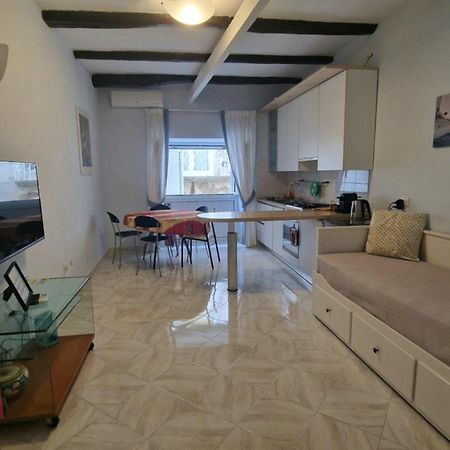 Апартаменты Casa Di Gabri Неаполь Экстерьер фото
